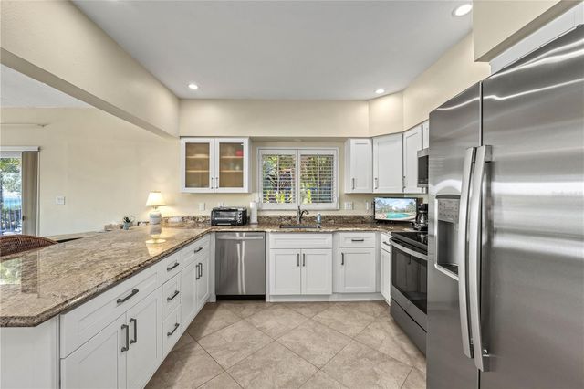 1320 MOONMIST DRIVE B-11, Sarasota, FL 34242