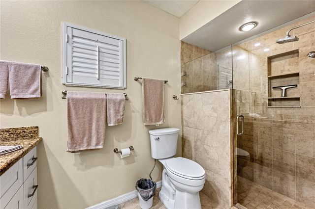 1320 MOONMIST DRIVE B-11, Sarasota, FL 34242