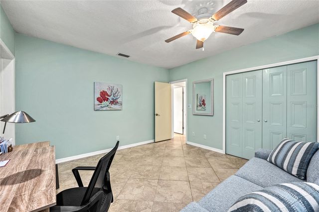 1320 MOONMIST DRIVE B-11, Sarasota, FL 34242