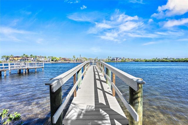 1320 MOONMIST DRIVE B-11, Sarasota, FL 34242