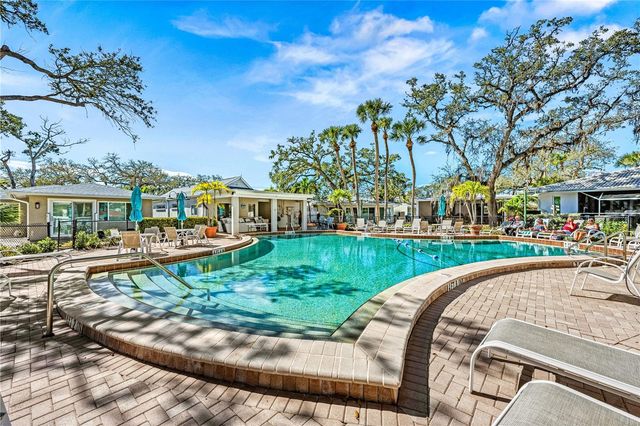 1320 MOONMIST DRIVE B-11, Sarasota, FL 34242