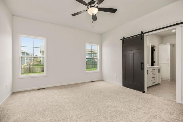 1600 Cottonwood Creek Avenue 9, Kearney, MO 64060