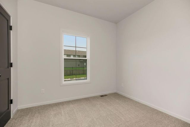 1600 Cottonwood Creek Avenue 9, Kearney, MO 64060