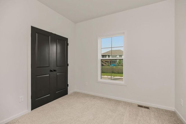 1600 Cottonwood Creek Avenue 9, Kearney, MO 64060