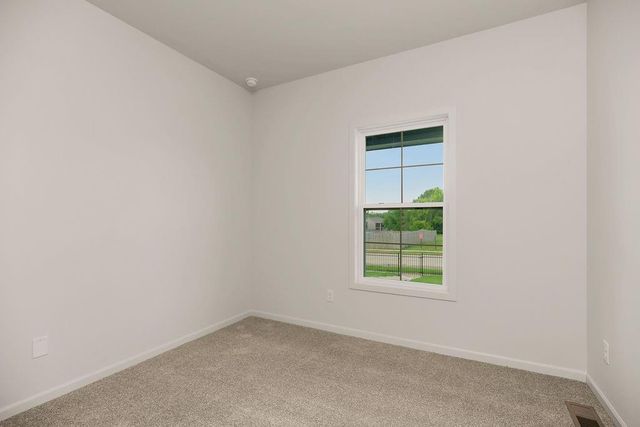 1600 Cottonwood Creek Avenue 9, Kearney, MO 64060