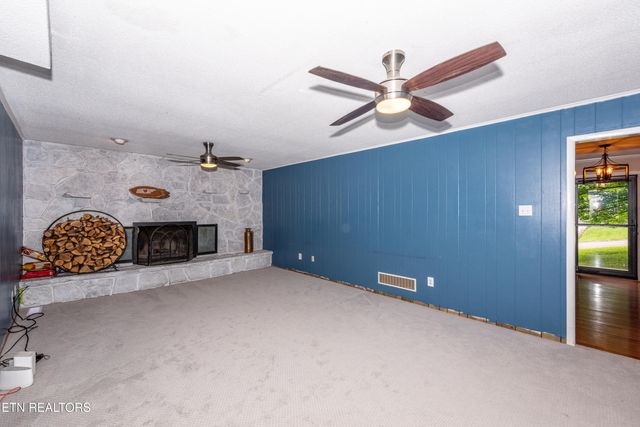 1705 Blackwood Drive, Knoxville, TN 37923