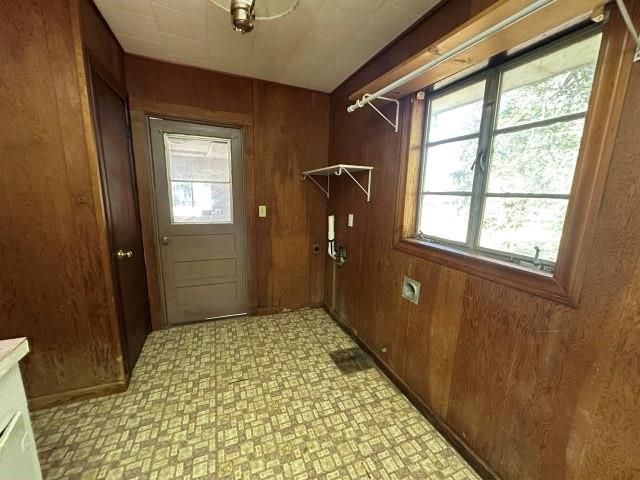 612 S East Street, Edna, TX 77957