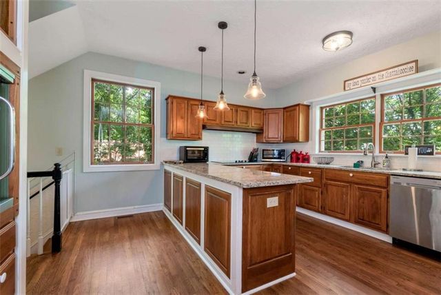 3978 Pine Shore Circle, Gainesville, GA 30501
