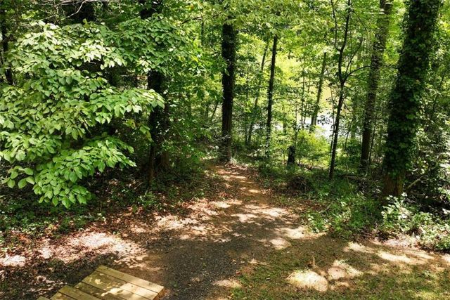 3978 Pine Shore Circle, Gainesville, GA 30501