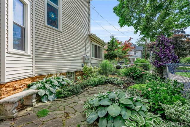 107 Niagara Street, North Tonawanda, NY 14120