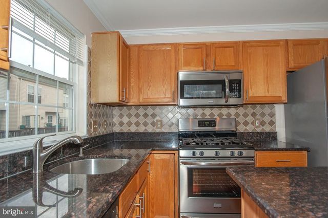 6380 MICHAEL ROBERT DR, Springfield, VA 22150