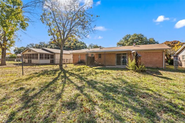 1201 Melrose Drive, Waco, TX 76710