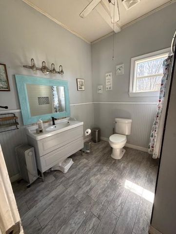 517 Giddings ST, Lexington, TX 78947