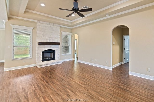 15603 Long Creek Lane, College Station, TX 77845