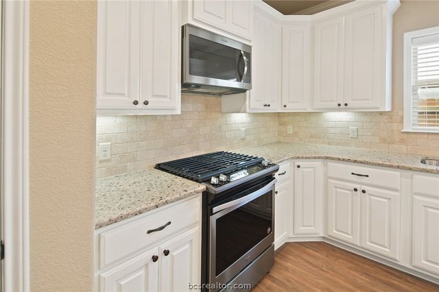 15603 Long Creek Lane, College Station, TX 77845