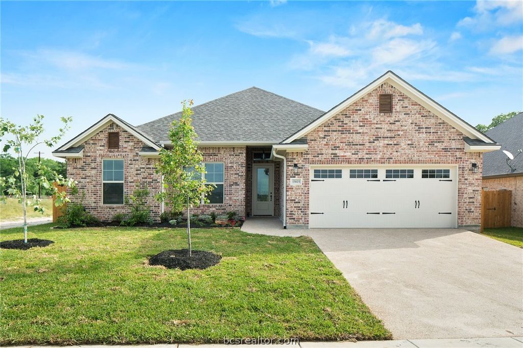 15603 Long Creek Lane, College Station, TX 77845