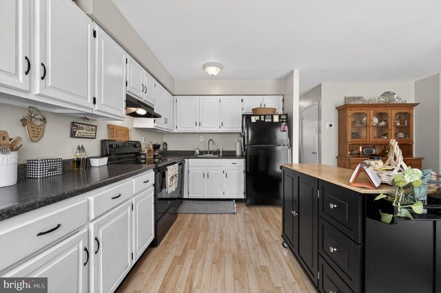 112 WASHINGTON CT, Quakertown, PA 18951