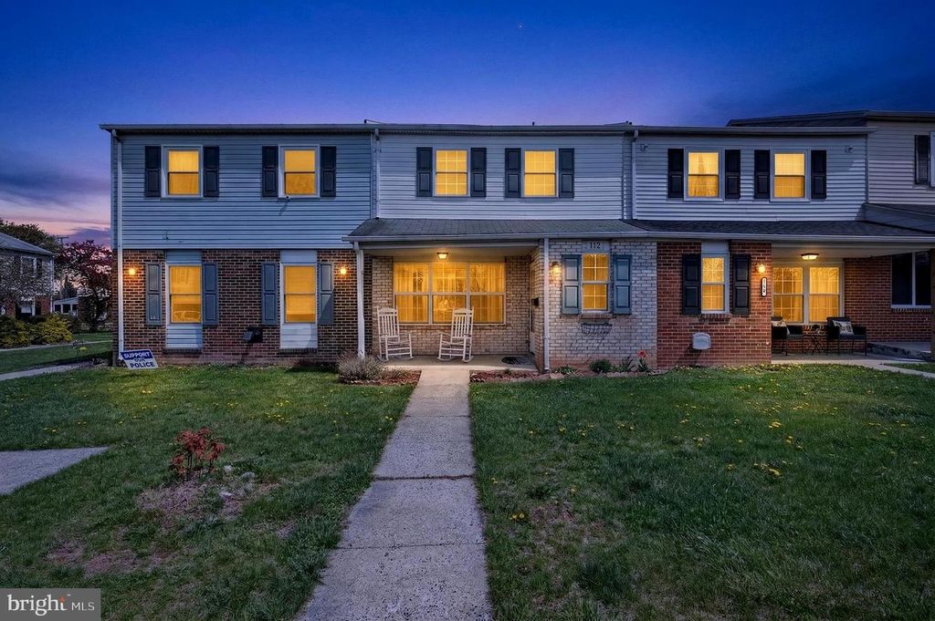 112 WASHINGTON CT, Quakertown, PA 18951