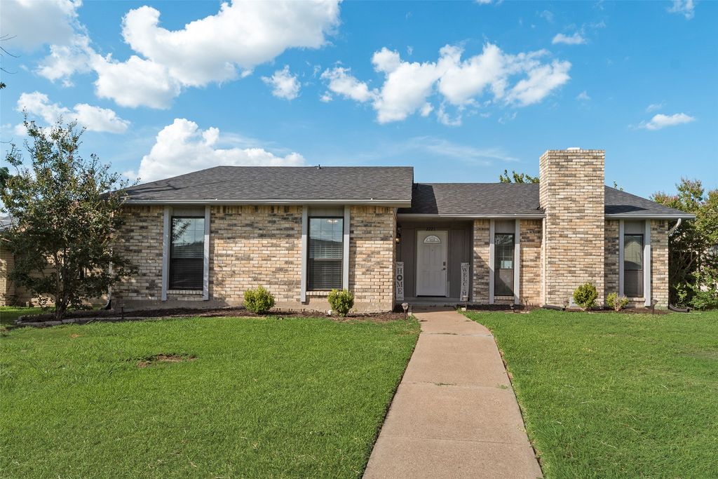 2221 Marble Falls Drive, Carrollton, TX 75007
