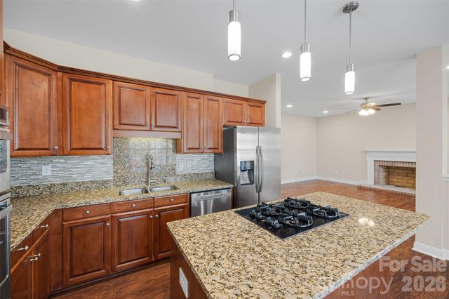 2912 Tallard Lane, Charlotte, NC 28270