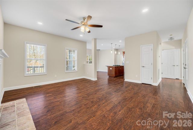 2912 Tallard Lane, Charlotte, NC 28270