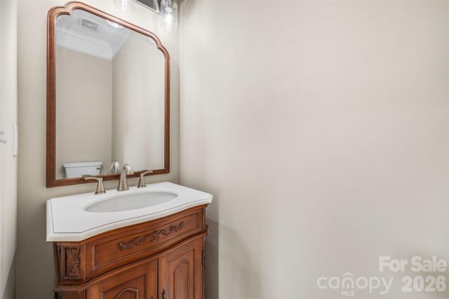 2912 Tallard Lane, Charlotte, NC 28270