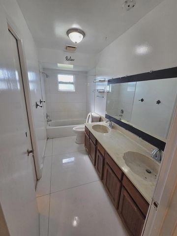 5959 Peterson Road, Fort Pierce, FL 34947