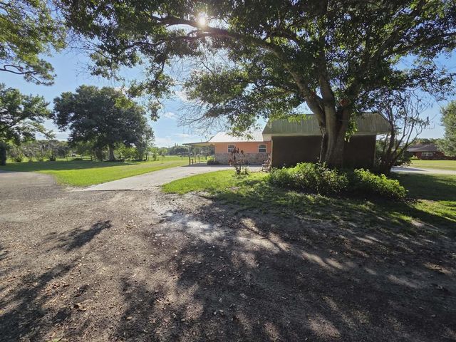 5959 Peterson Road, Fort Pierce, FL 34947