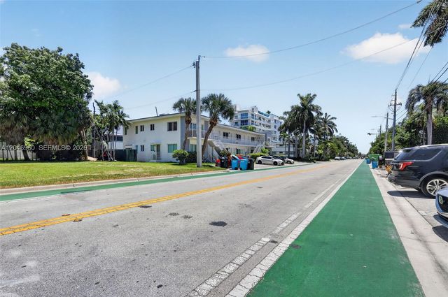 10177 W Bay Harbor Dr, Bay Harbor Islands, FL 33154