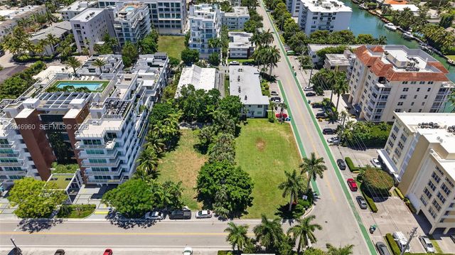 10177 W Bay Harbor Dr, Bay Harbor Islands, FL 33154