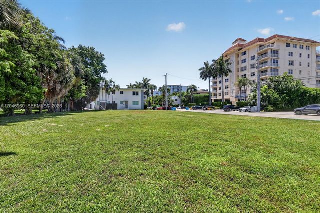 10177 W Bay Harbor Dr, Bay Harbor Islands, FL 33154