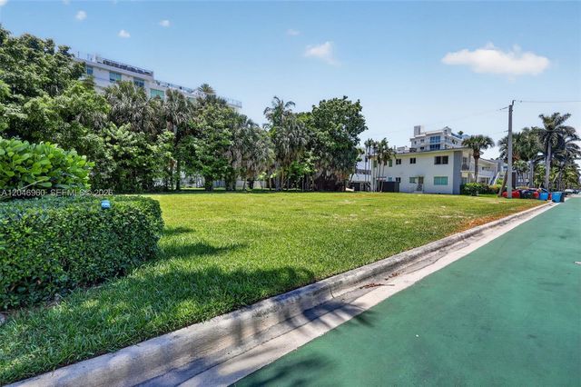 10177 W Bay Harbor Dr, Bay Harbor Islands, FL 33154