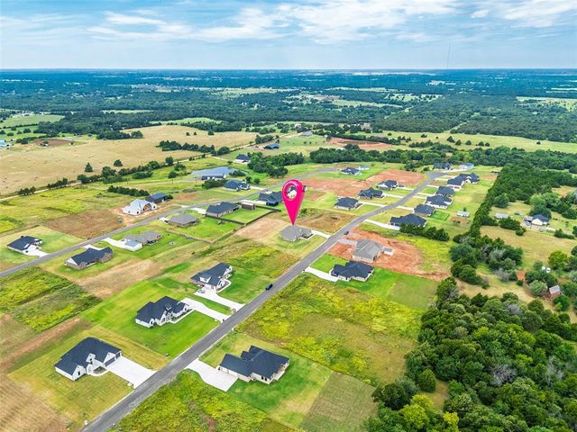 4449 Raymond Lane, Guthrie, OK 73044