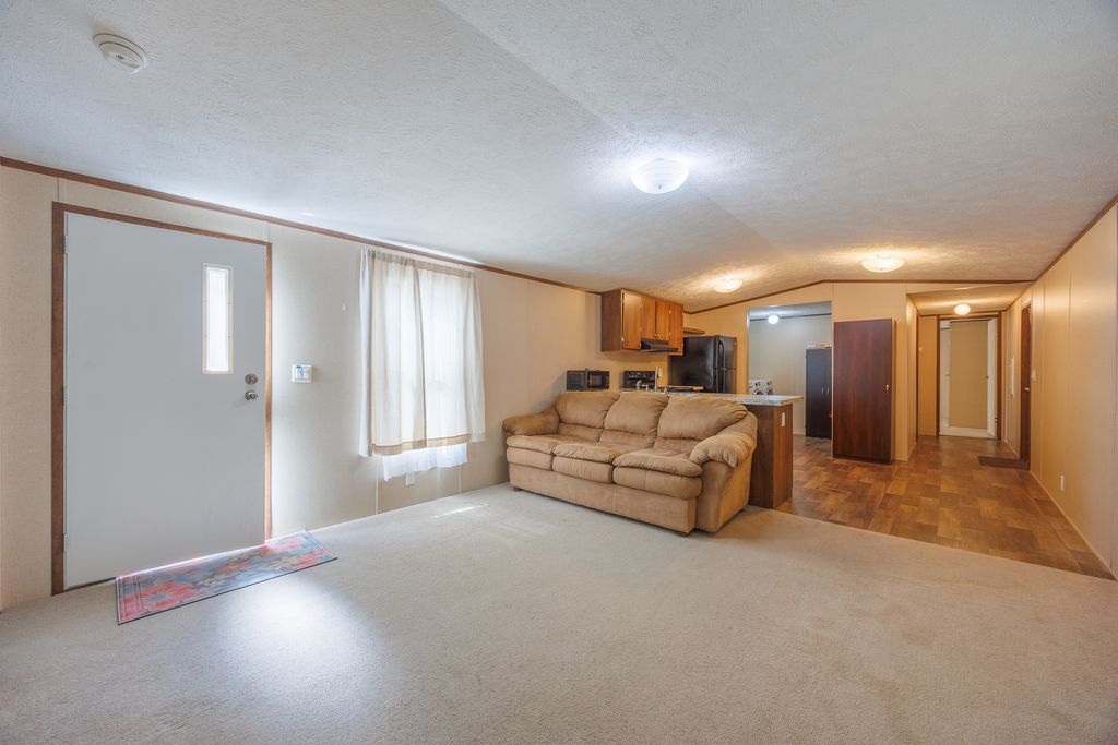 Image 3 of property listing at 1205 N Gary Street, Centralia, IL 62801