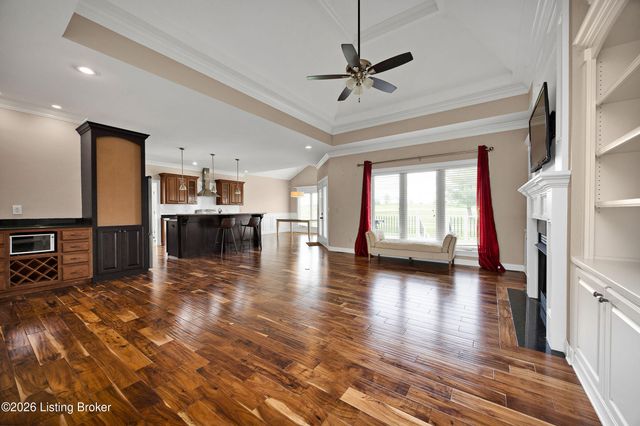 109 Remington Dr, Bardstown, KY 40004