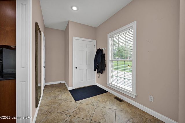 109 Remington Dr, Bardstown, KY 40004