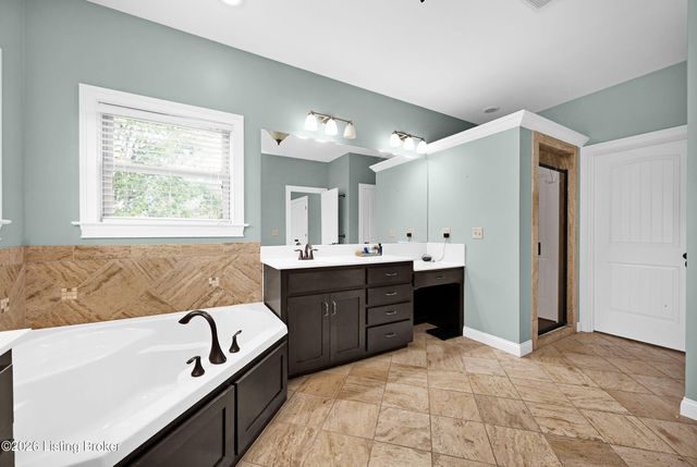 109 Remington Dr, Bardstown, KY 40004