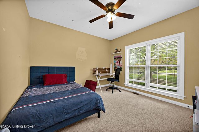 109 Remington Dr, Bardstown, KY 40004