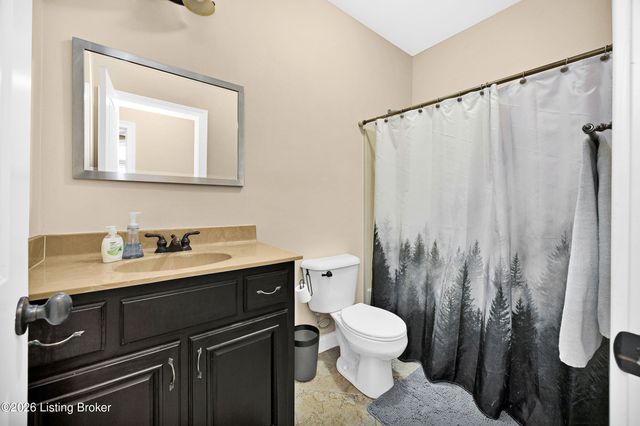 109 Remington Dr, Bardstown, KY 40004