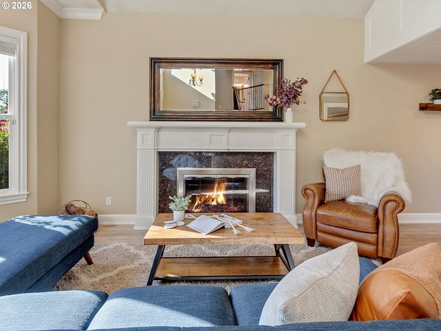 1312 ANN Ct, West Linn, OR 97068