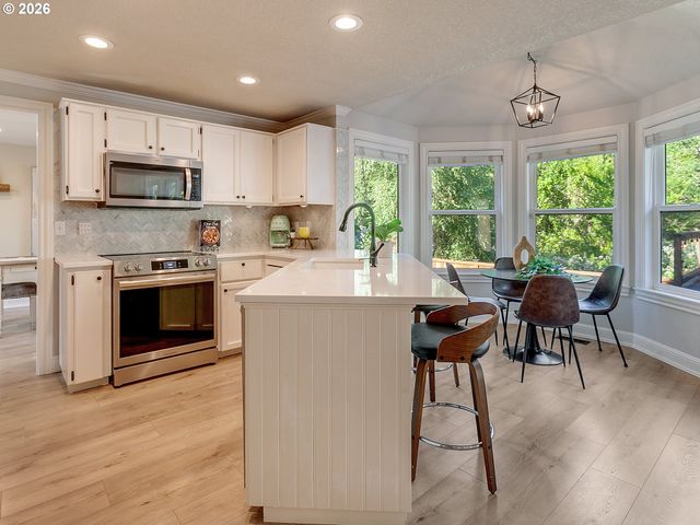 1312 ANN Ct, West Linn, OR 97068