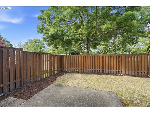 4813 Se SANDALWOOD St, Hillsboro, OR 97123