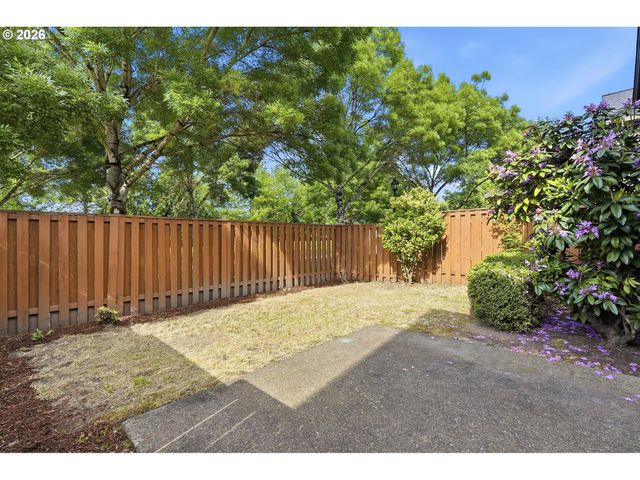 4813 Se SANDALWOOD St, Hillsboro, OR 97123