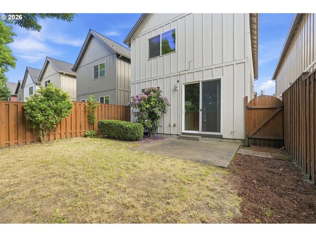 4813 Se SANDALWOOD St, Hillsboro, OR 97123