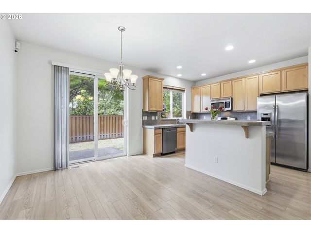 4813 Se SANDALWOOD St, Hillsboro, OR 97123