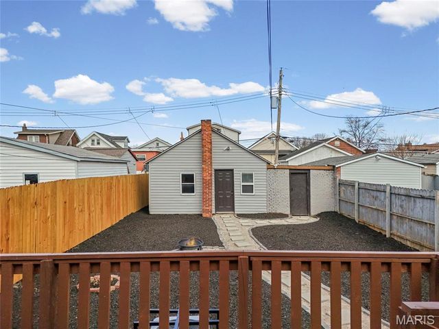 4447 Gannett, St Louis, MO 63116