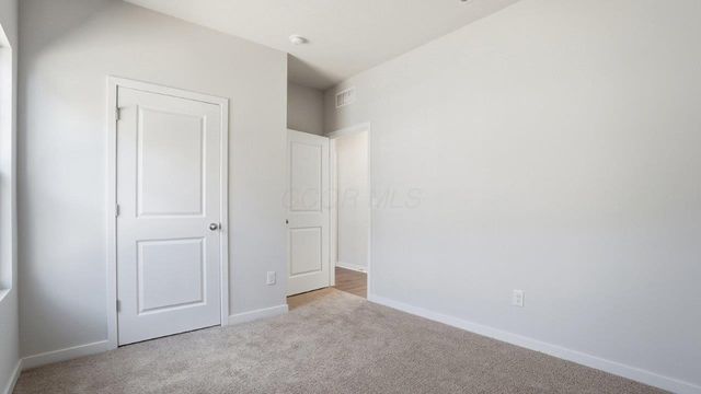 962 Sherwood Loop, Bellefontaine, OH 43311