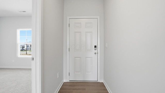 962 Sherwood Loop, Bellefontaine, OH 43311
