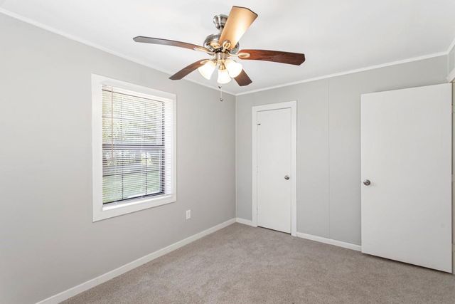 1202 13th Street N, Texas City, TX 77590