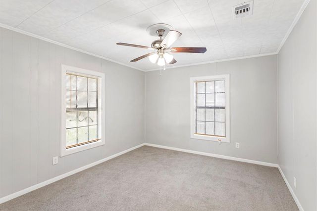 1202 13th Street N, Texas City, TX 77590